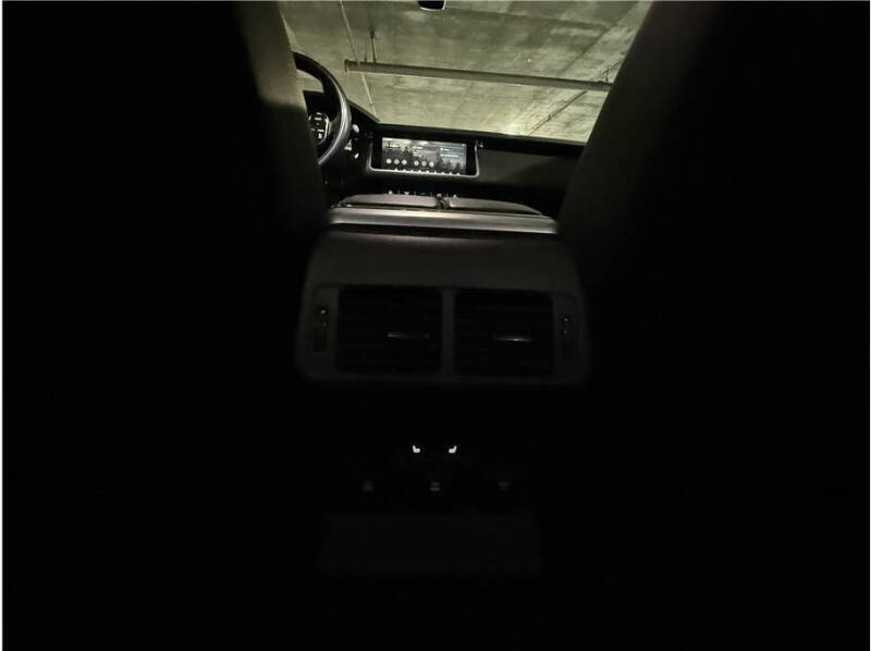 2018 Land Rover Range Rover Velar P380 R-Dynamic SE