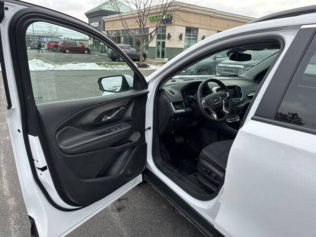 2022 GMC Terrain SLE