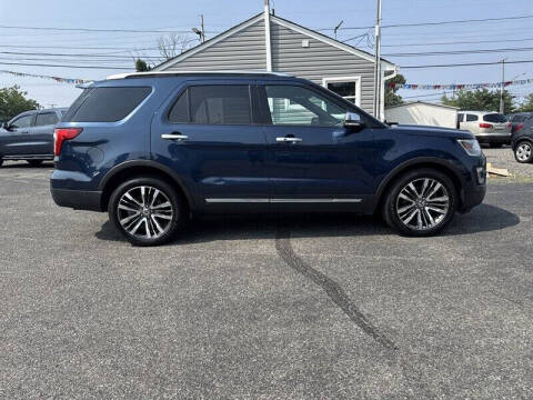 2017 Ford Explorer Platinum