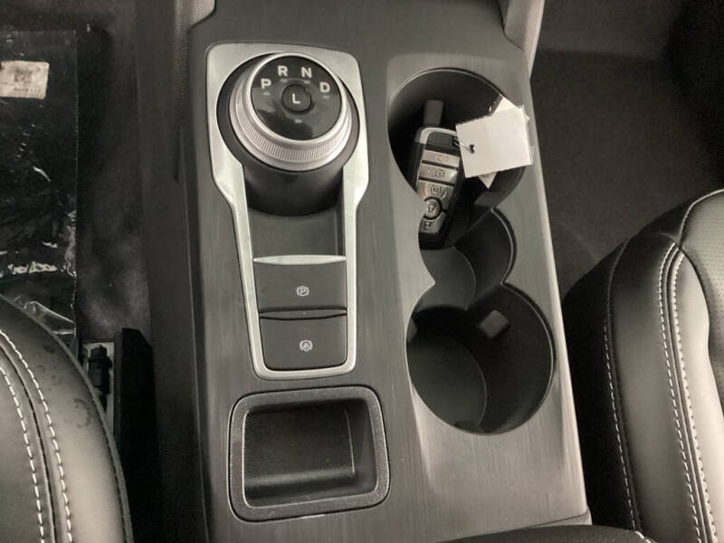 2026 Ford Escape Platinum