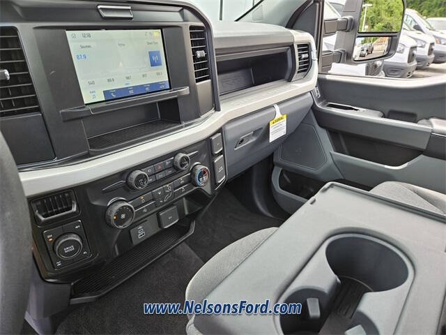 2025 Ford F-350 Super Duty XL