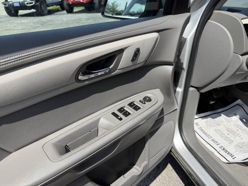 2016 Chevrolet Traverse LS