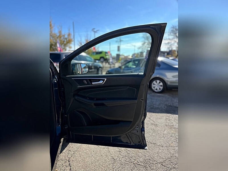 2017 Ford Edge Titanium