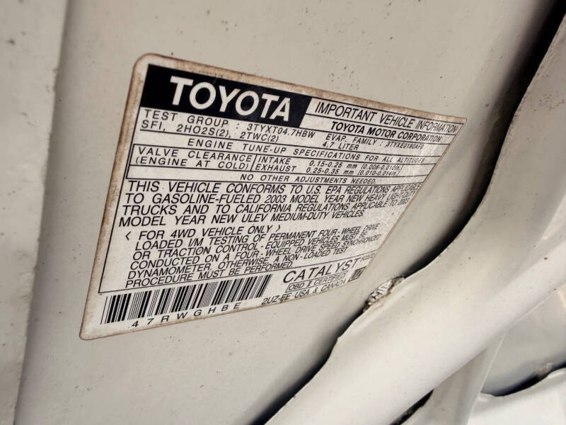 2003 Toyota Sequoia SR5