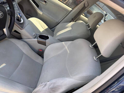 2014 Toyota Prius Three