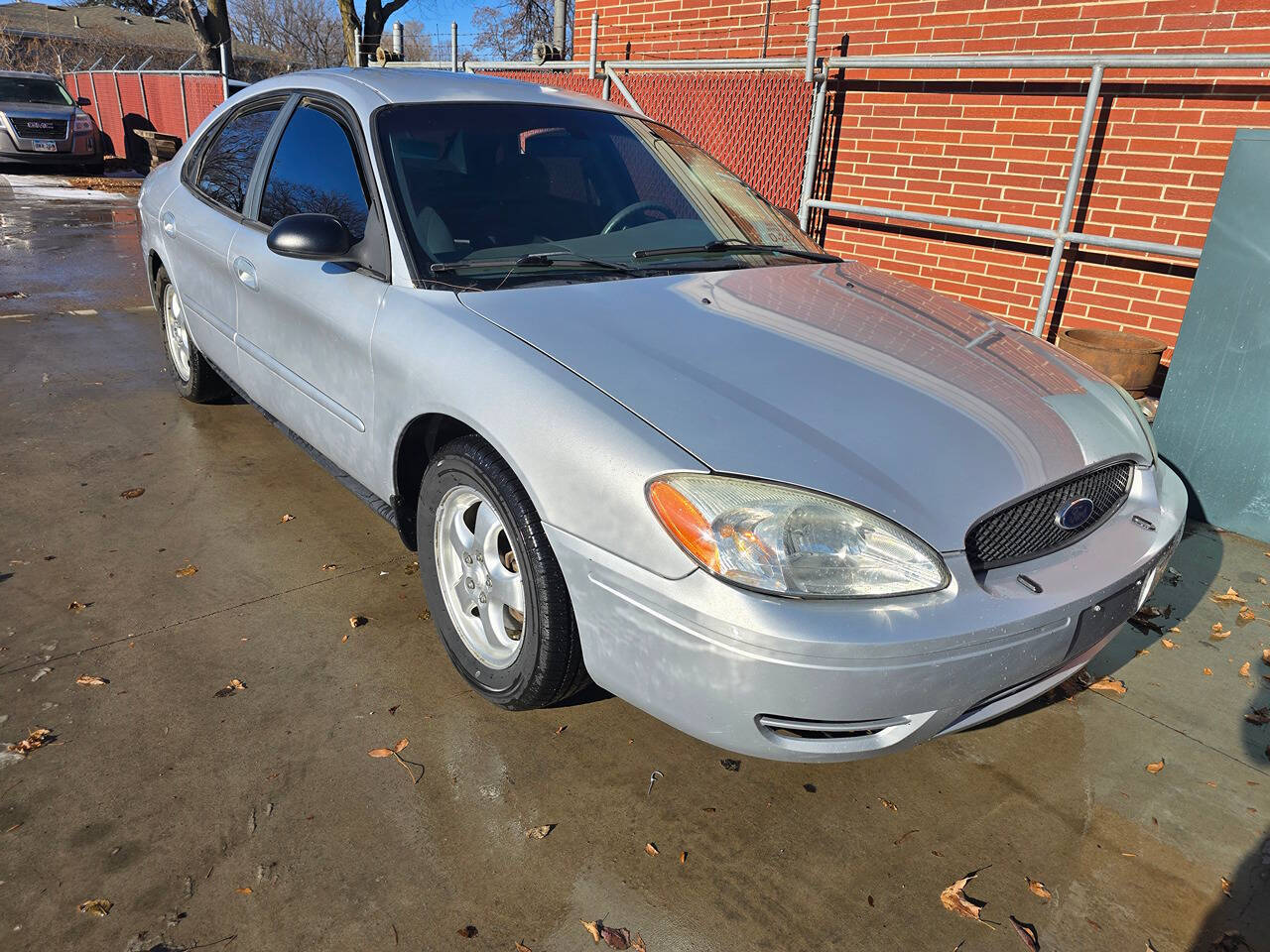 2005 Ford Taurus for sale at Dependable Auto Sales in Sioux Falls, SD