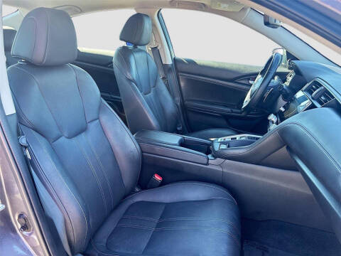 2022 Honda Insight Touring