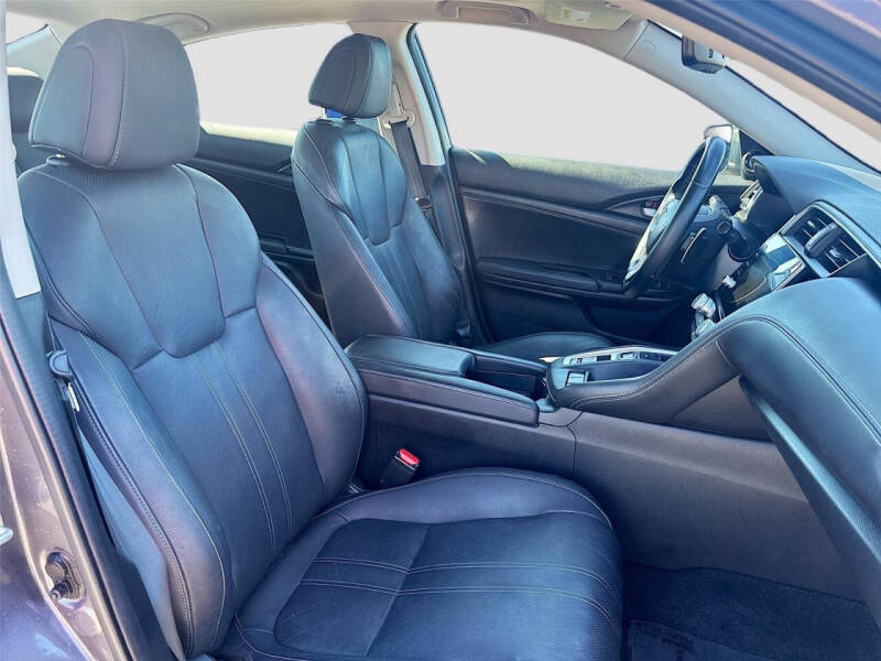 2022 Honda Insight Touring