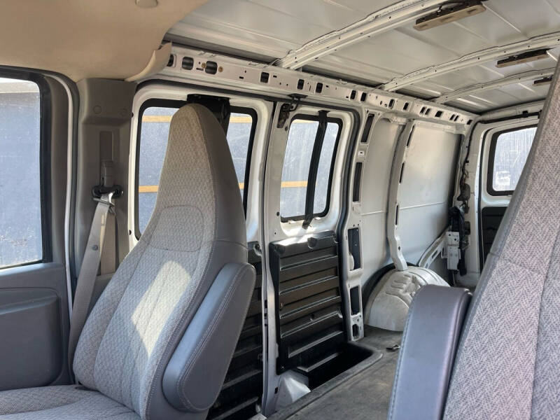 2020 Chevrolet Express 2500