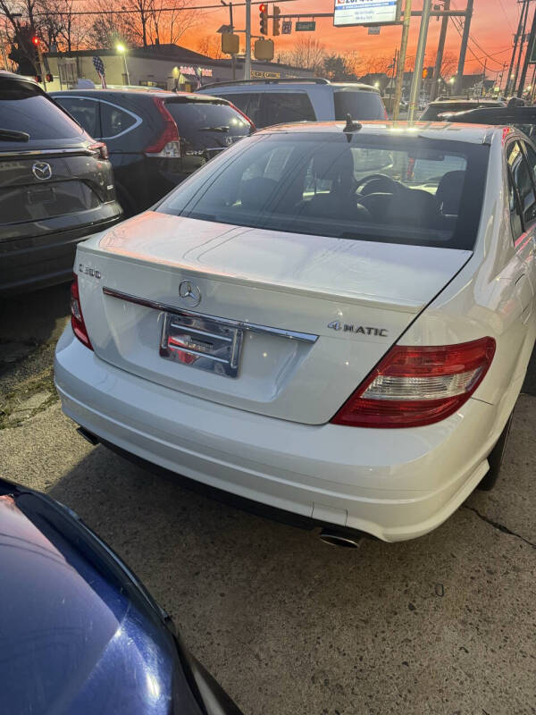 2011 Mercedes-Benz C-Class C 300 Luxury 4MATIC