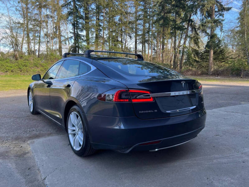 2015 Tesla Model S