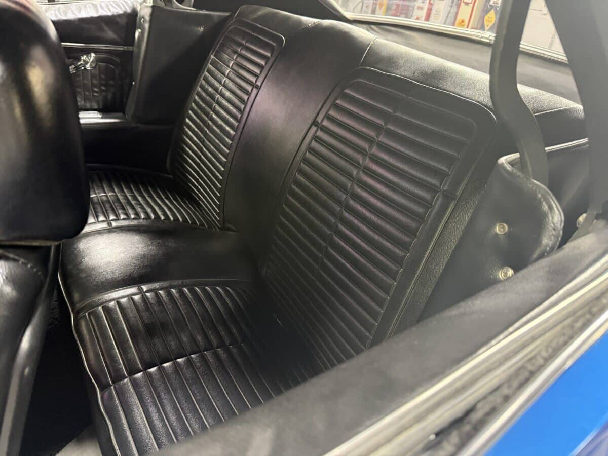 1968 Pontiac Firebird 32