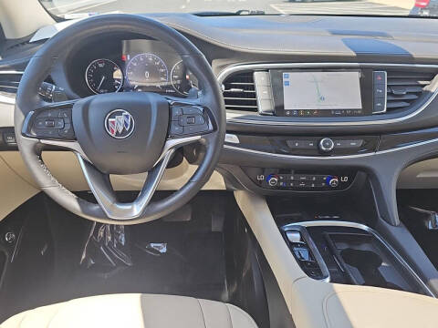 2023 Buick Enclave Premium
