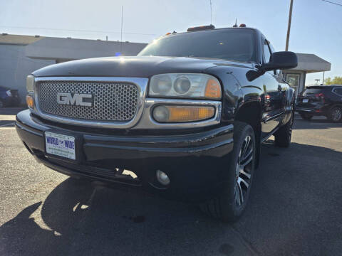 2003 GMC Sierra 1500 Denali