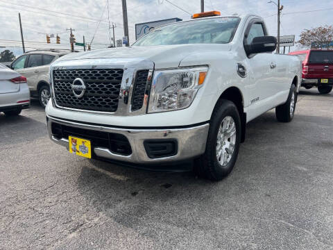 2017 Nissan Titan SV