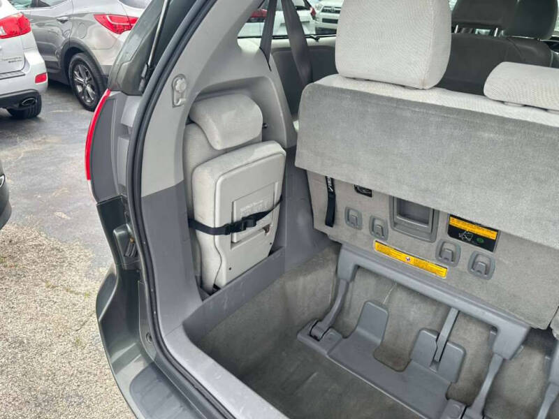 2014 Toyota Sienna