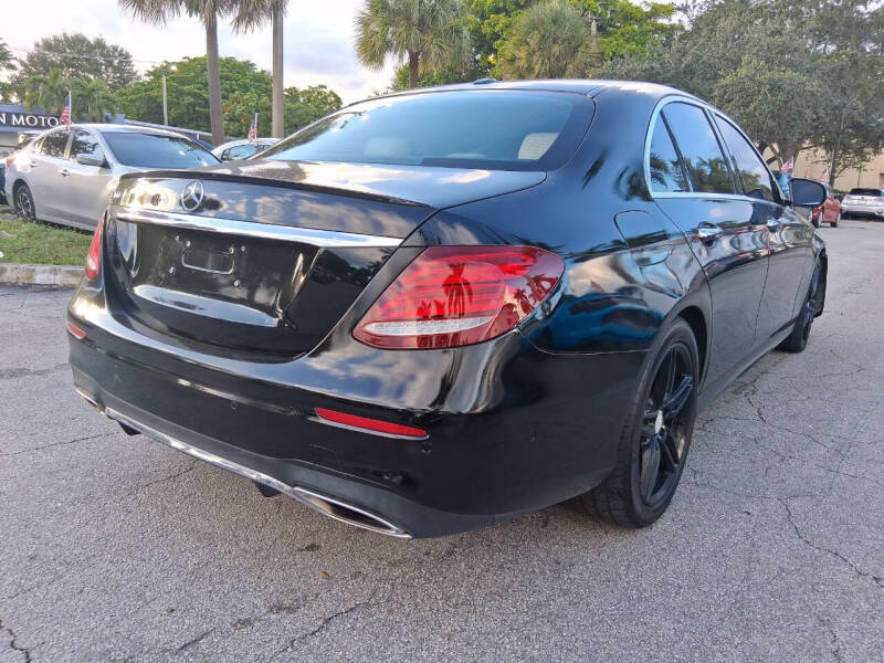 2018 Mercedes-Benz E-Class E 300