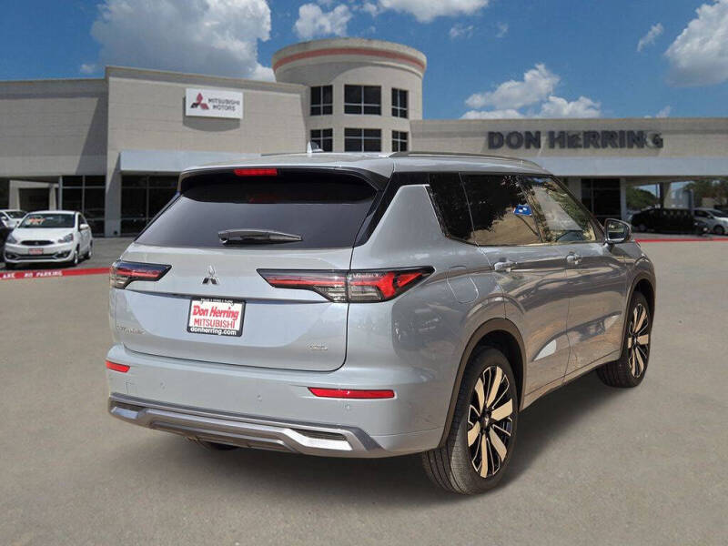 2026 Mitsubishi Outlander SEL