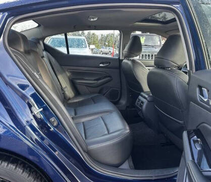 2022 Nissan Altima 2.5 Platinum