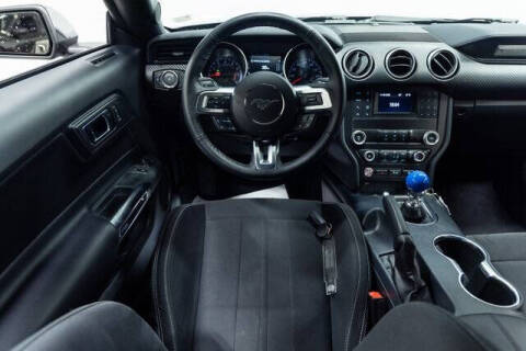 2021 Ford Mustang EcoBoost