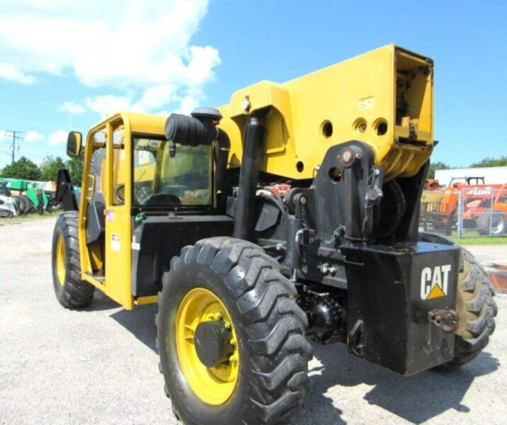 2012 Caterpillar TL 1055