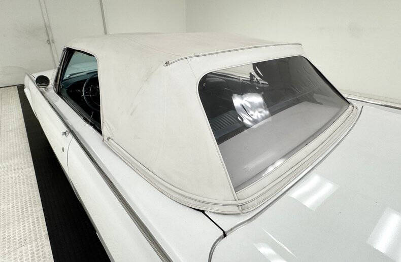 1962 Ford Thunderbird