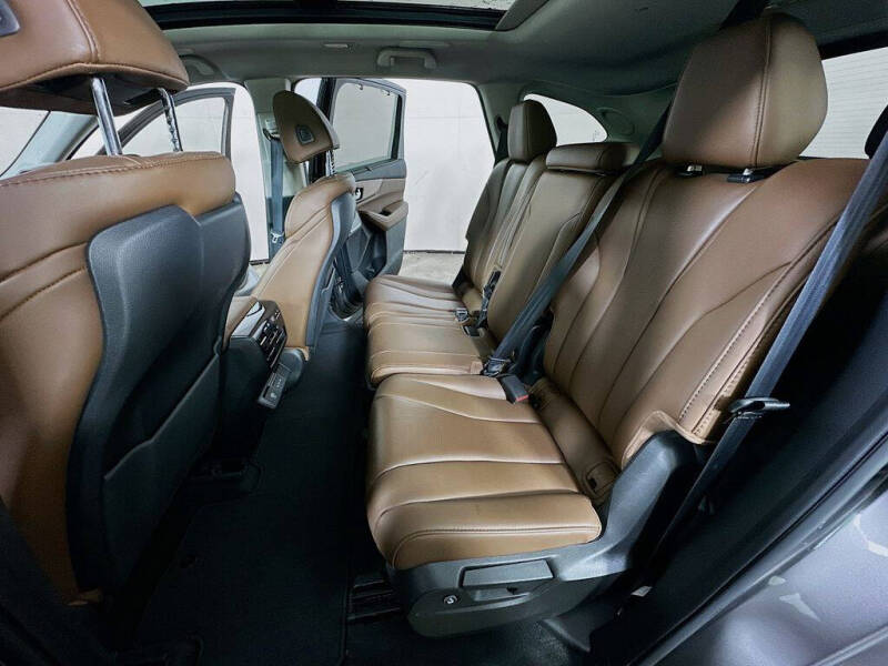 2025 Acura MDX w/Tech