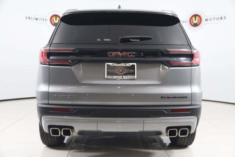 2025 GMC Acadia Elevation