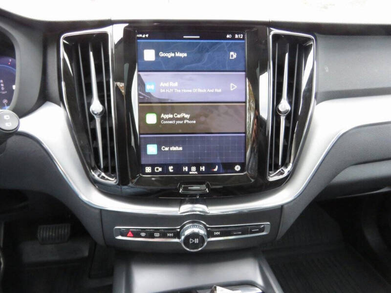 2023 Volvo XC60 B5 Core