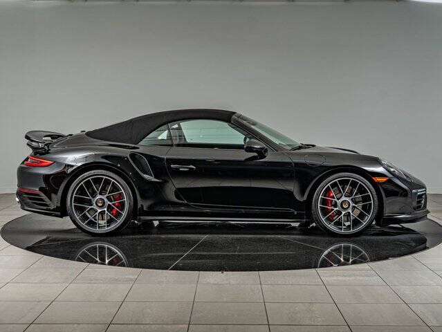 2017 Porsche 911 Turbo