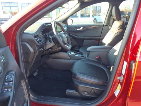 2026 Ford Escape ST-Line Elite