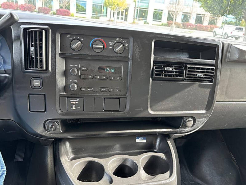 2007 GMC Savana 2500