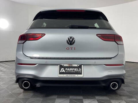 2025 Volkswagen Golf GTI SE