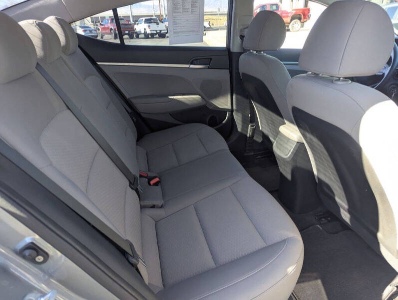 2019 Hyundai Elantra SE