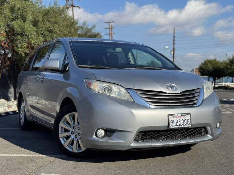 2015 Toyota Sienna