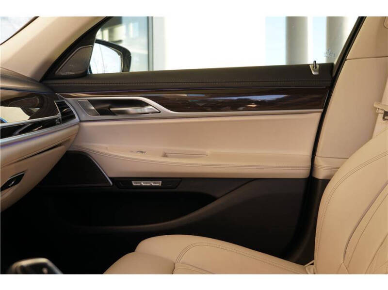 2018 BMW 7 Series 750i xDrive