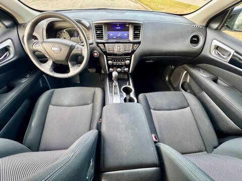 2017 Nissan Pathfinder S