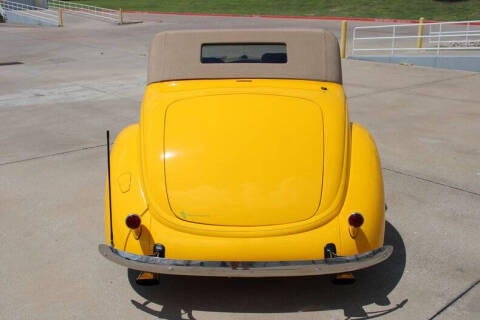 1937 Ford Cabriolet