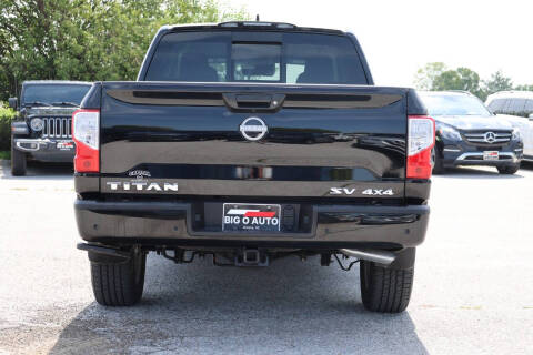 2024 Nissan Titan SV
