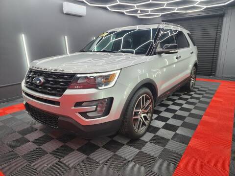 2017 Ford Explorer for sale at 4 Friends Auto Sales LLC in Indianapolis IN