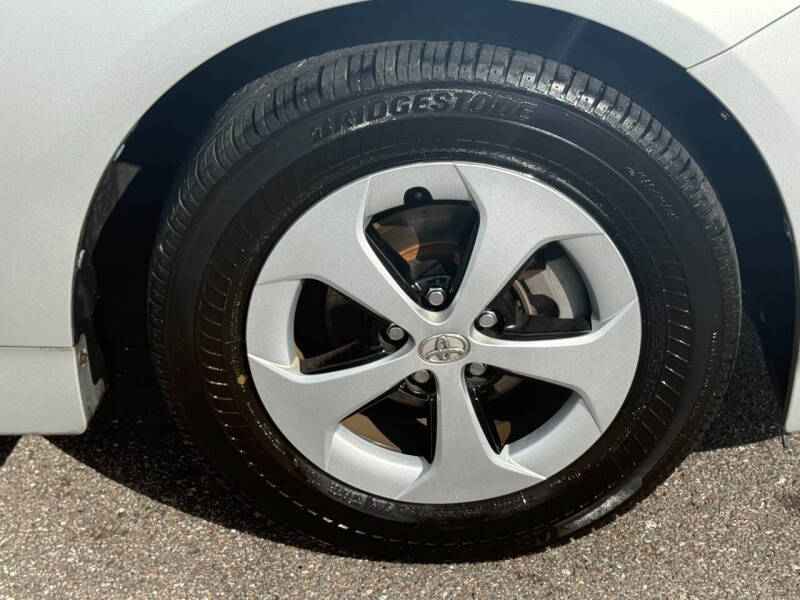 2013 Toyota Prius Three