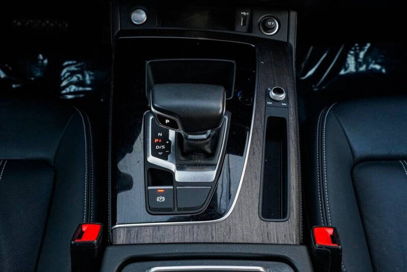 2022 Audi Q5 quattro S line Prem Plus 45 TFSI