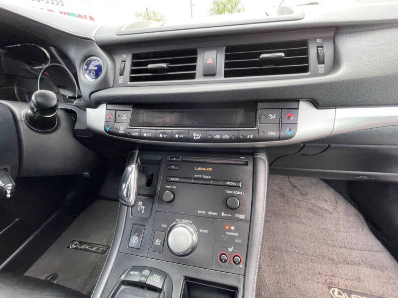 2013 Lexus CT 200h
