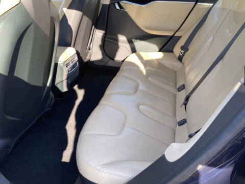 2014 Tesla Model S