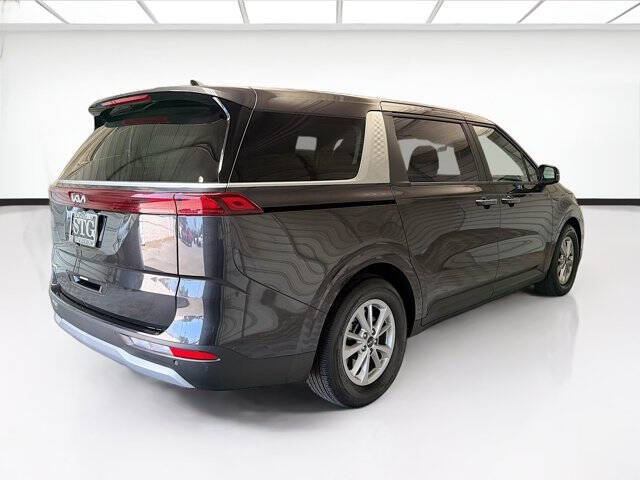 2024 Kia Carnival