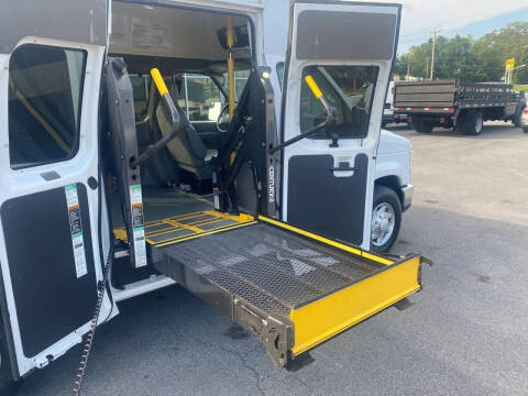 2014 Ford E-Series E-350 SD