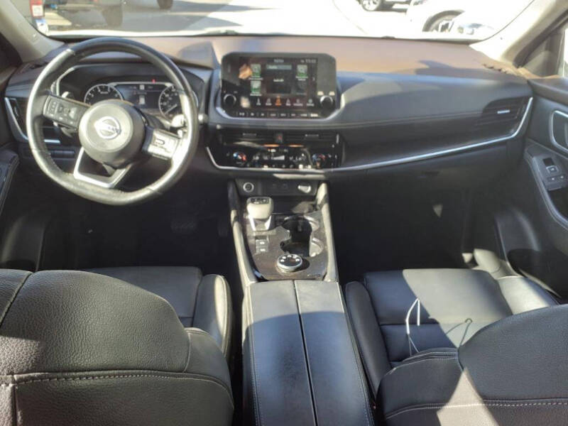 2021 Nissan Rogue SL