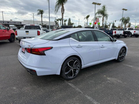 2025 Nissan Altima 2.5 SR