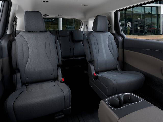 2026 Kia Carnival LX