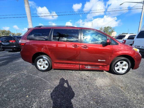 2016 Toyota Sienna
